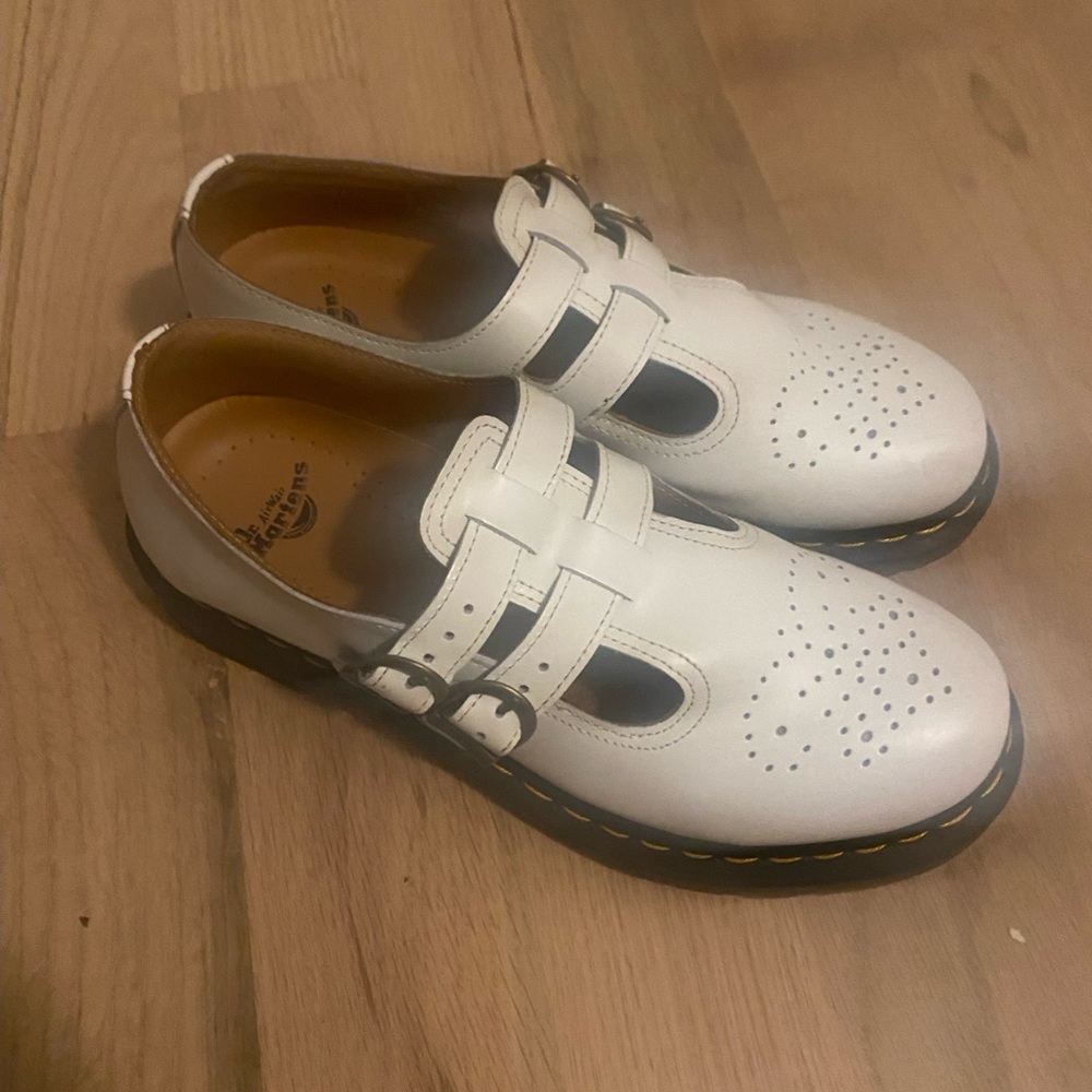 Dr Martens white Mary Jane’s